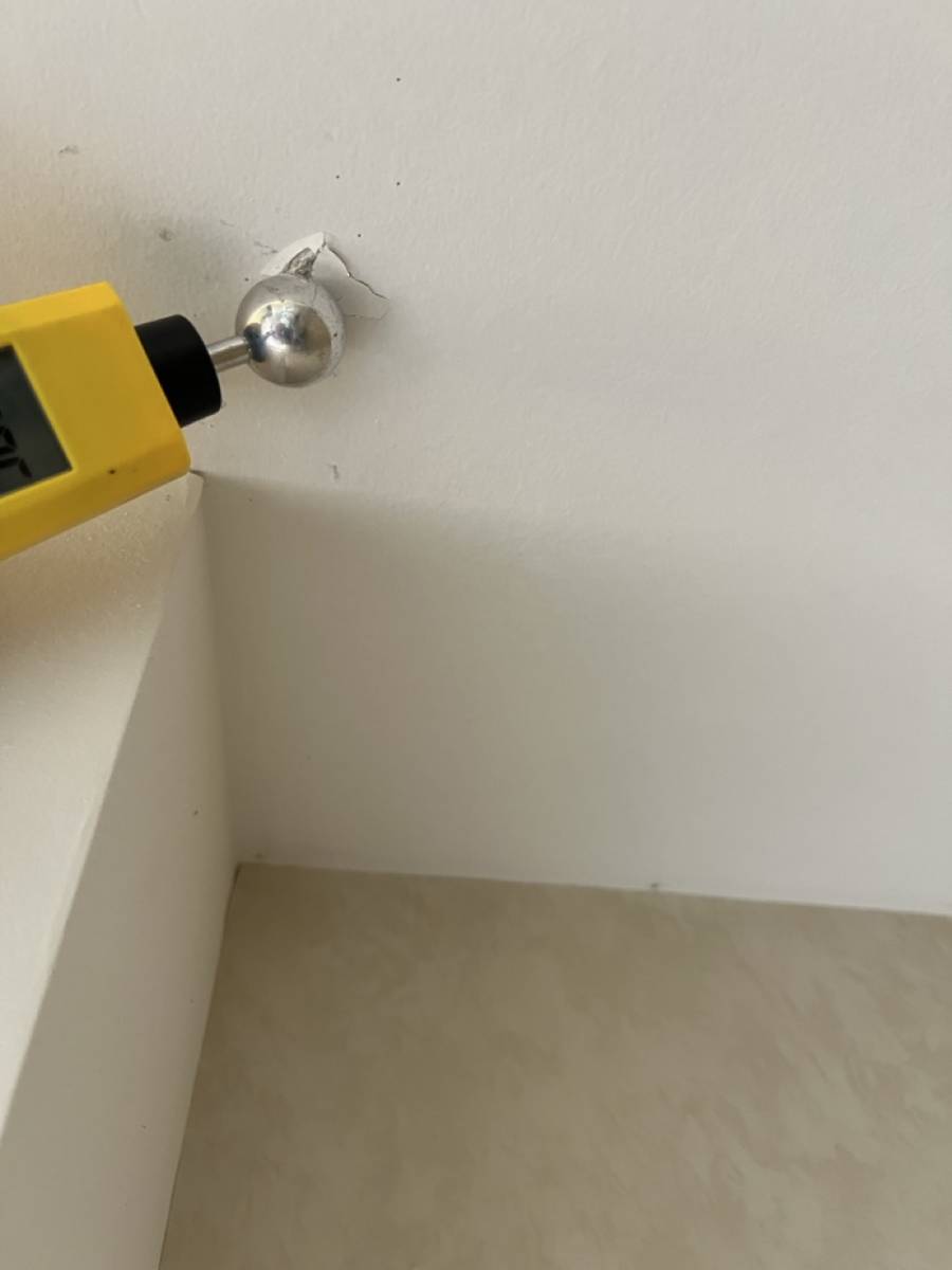 Faire intervenir un spécialiste en détection de fuite d'eau suite à un dégât des eaux à Hyères dans le Var